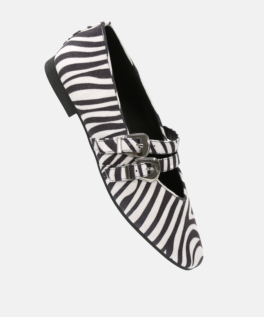 Sabrinas estampado zebra image number null